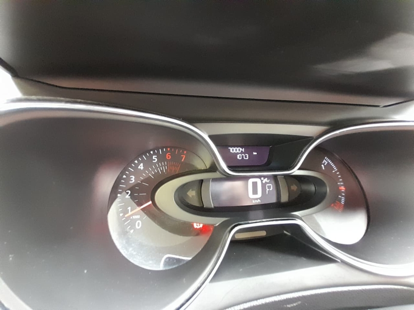 captur intense 1.6 16v sce cvt x-tronic 2018
