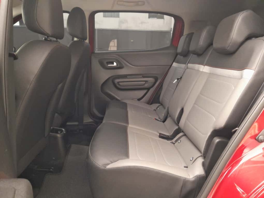 c3 aircross shine 1.0 t200 7l cvt 2025