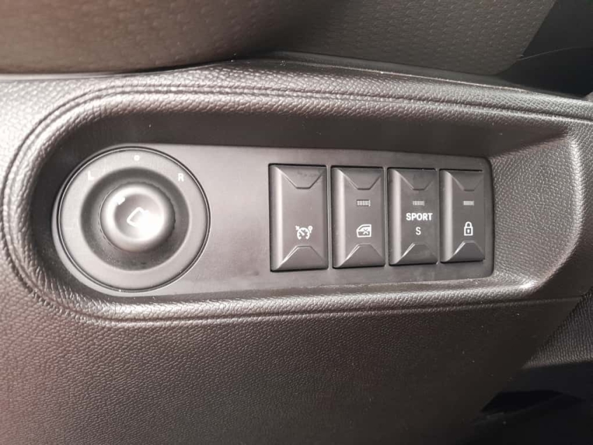 c3 aircross shine 1.0 t200 7l cvt 2025