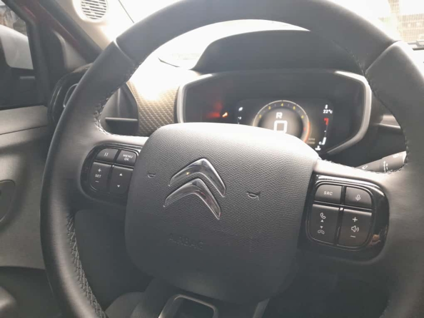 c3 aircross shine 1.0 t200 7l cvt 2025