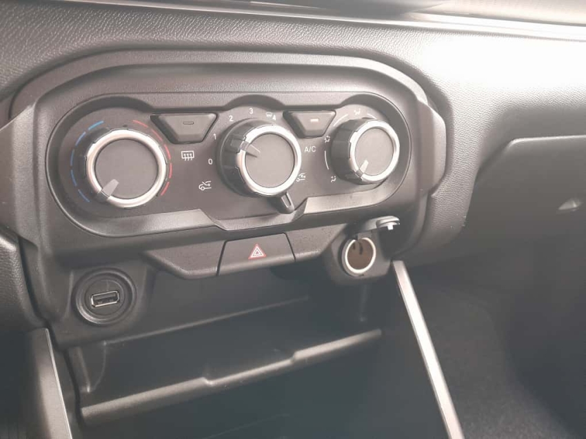 c3 aircross shine 1.0 t200 7l cvt 2025