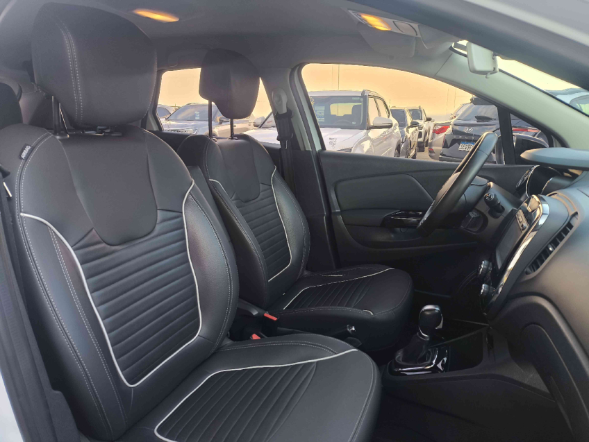 captur intense 1.6 16v sce cvt x-tronic 2019