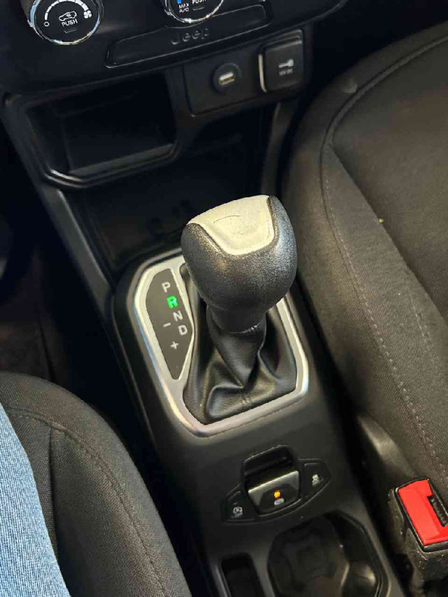 jeep renegade flex 2020