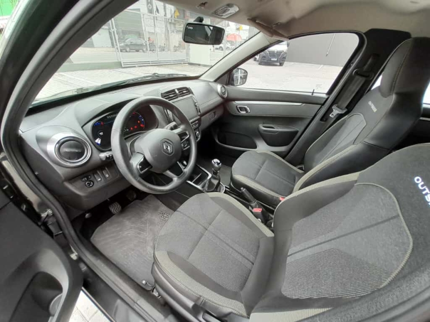 kwid outsider 1.0 12v 2023