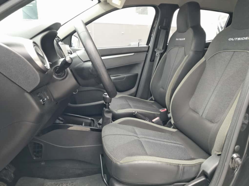kwid outsider 1.0 12v 2023