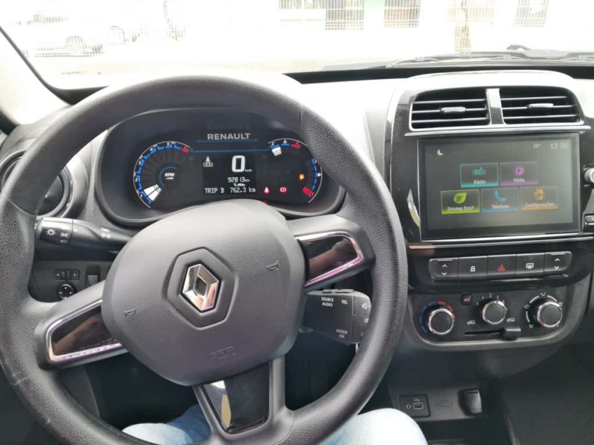 kwid outsider 1.0 12v 2023