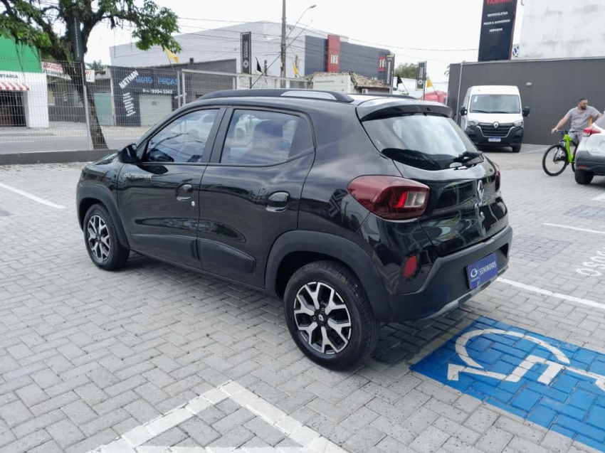 kwid outsider 1.0 12v 2023