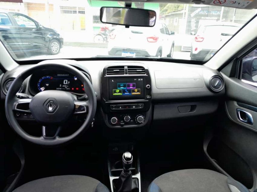 kwid intense 1.0 12v 2024