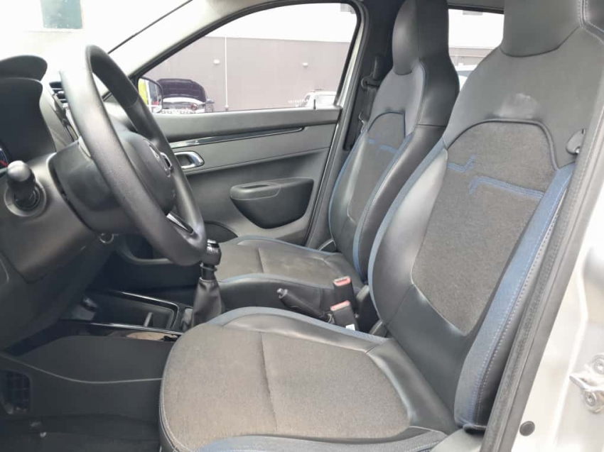 kwid intense 1.0 12v 2024