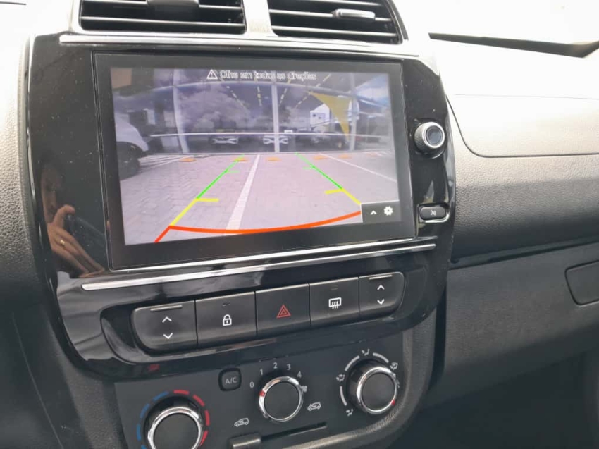 kwid intense 1.0 12v 2024