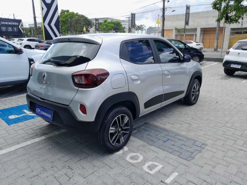 kwid intense 1.0 12v 2024