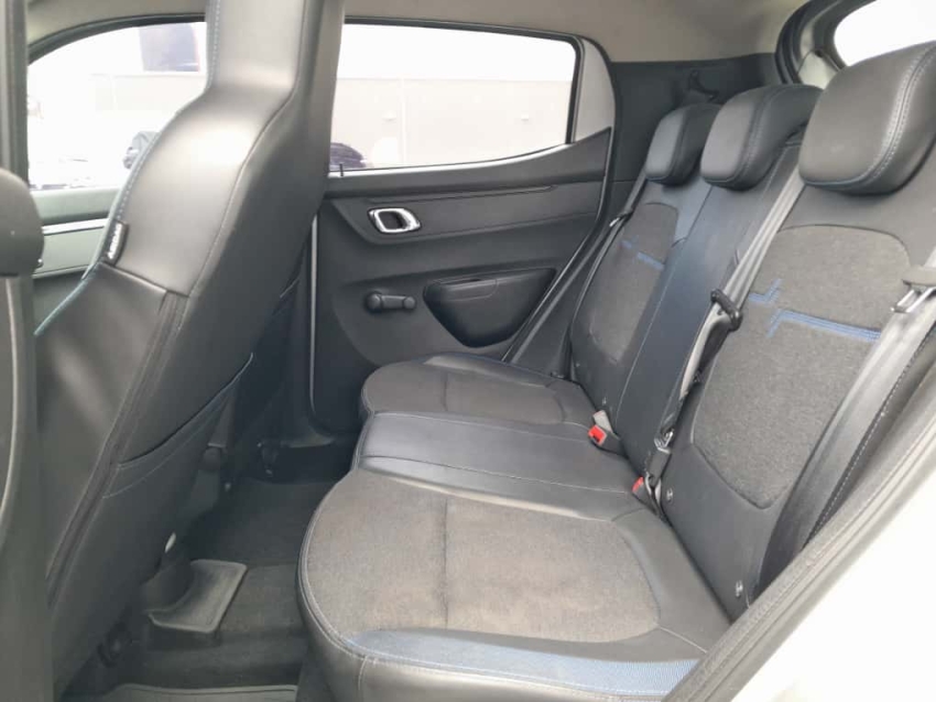kwid intense 1.0 12v 2024
