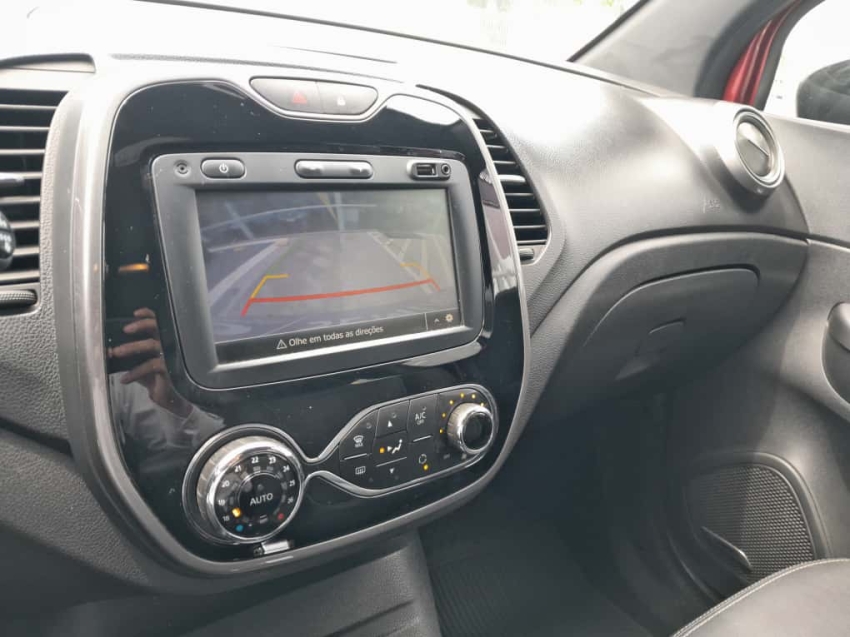 captur bose 1.6 16v sce cvt x-tronic 202111