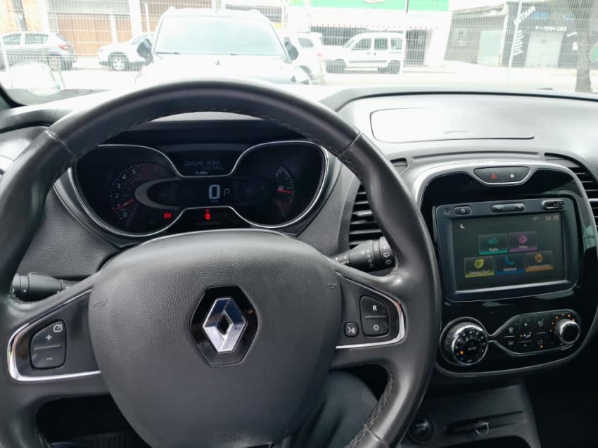 captur bose 1.6 16v sce cvt x-tronic 202110