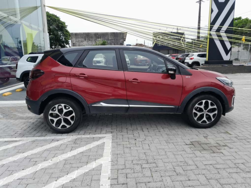captur bose 1.6 16v sce cvt x-tronic 20215