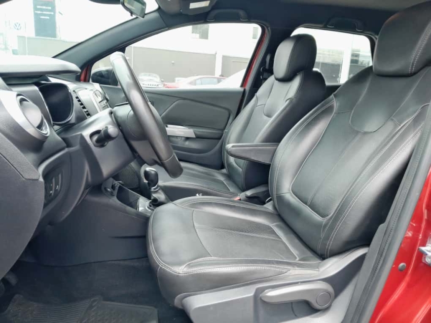 captur bose 1.6 16v sce cvt x-tronic 202113