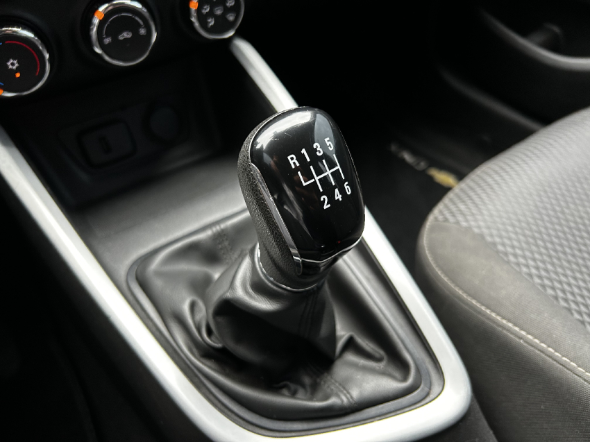 chevrolet onix 1.0 flex manual 4p 202115