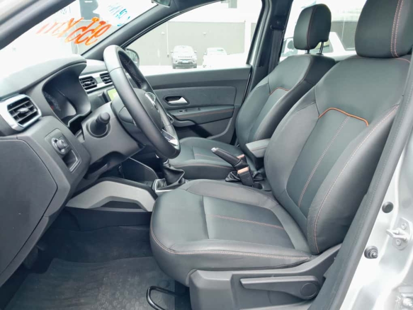 duster iconic plus 1.3 at 170hp 202511