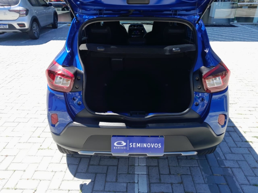 kwid outsider 1.0 20258