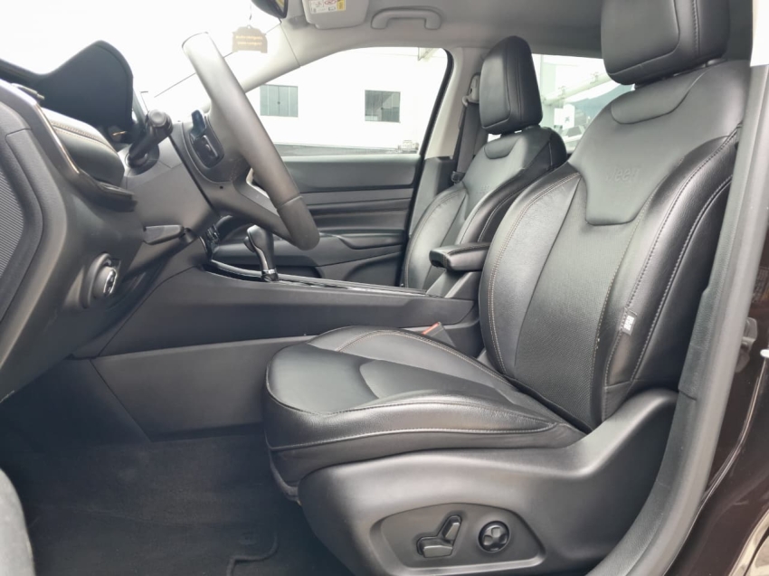 jeep compass  limited 4x2 1.3 t270 tb at6 flex automatico 202218