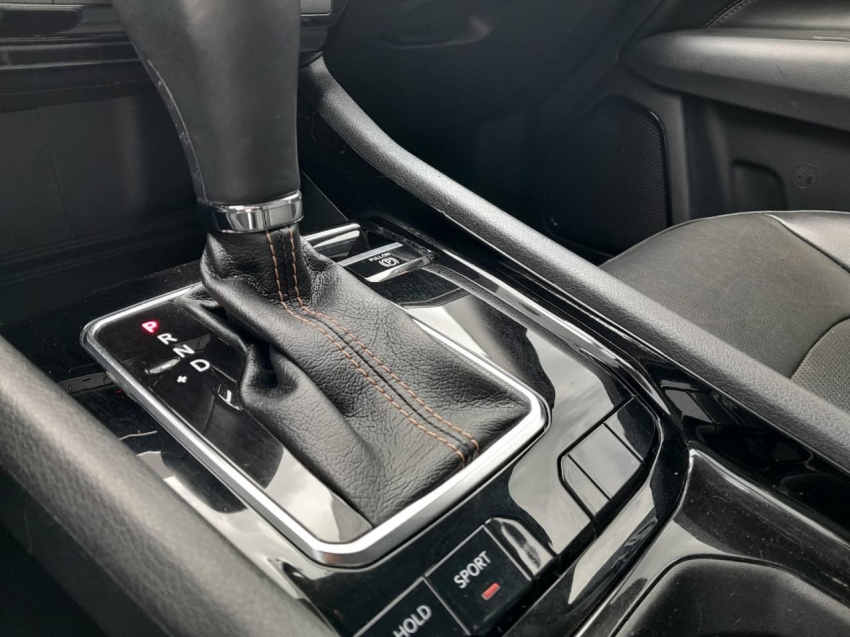 jeep compass  limited 4x2 1.3 t270 tb at6 flex automatico 202213