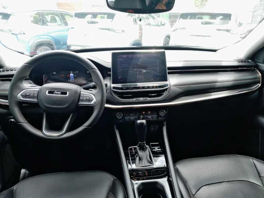 jeep compass  limited 4x2 1.3 t270 tb at6 flex automatico 20228