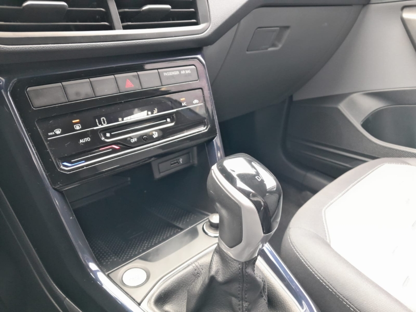 t-cross comfortline 200(design view) 1.0 tsi at6 202211