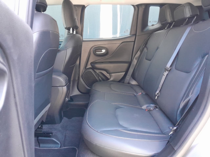 renegade longitude 1.3 t270 gse at6 202416