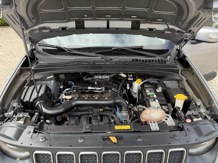 jeep renegade 1.8 16v flex longitude 4p automatico 20217