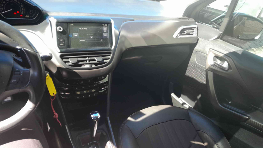 peugeot 2008 1.6 16v flex griffe 4p automatico 201611
