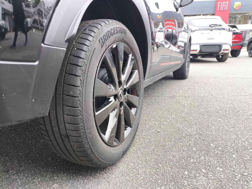 kicks xplay 1.6 16v cvt  automatico 2023/2417