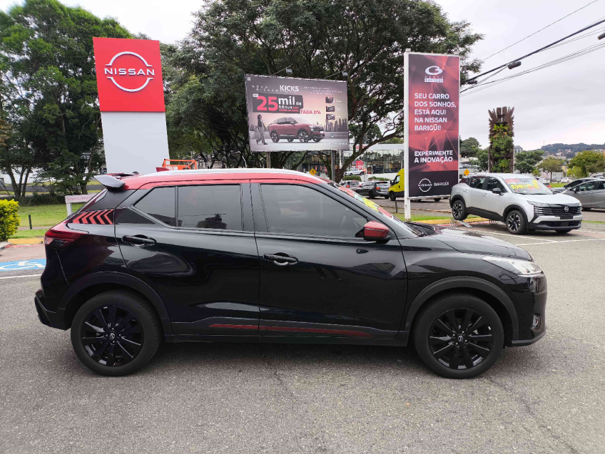 kicks xplay 1.6 16v cvt  automatico 2023/247