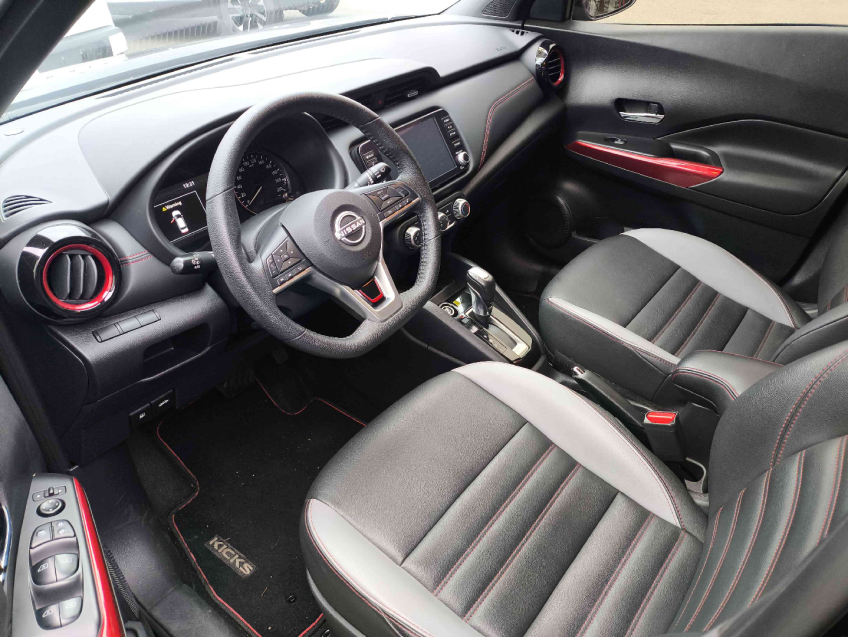 kicks xplay 1.6 16v cvt  automatico 2023/249