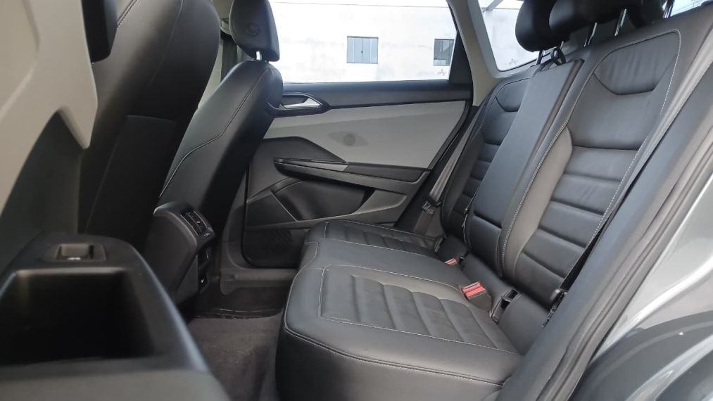 taos 1.4 250 tsi total flex comfortline automatico 202214