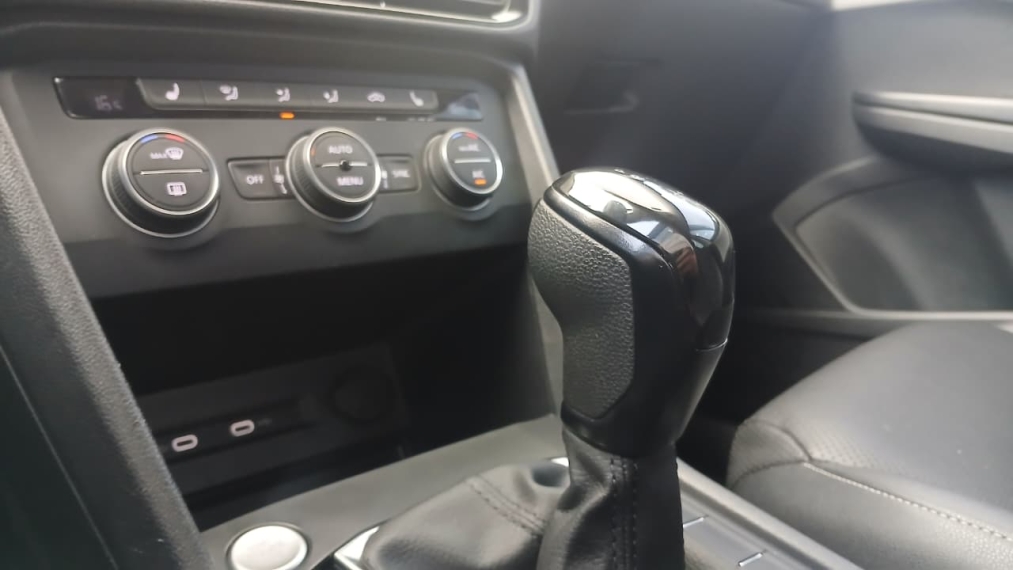 taos 1.4 250 tsi total flex comfortline automatico 20229