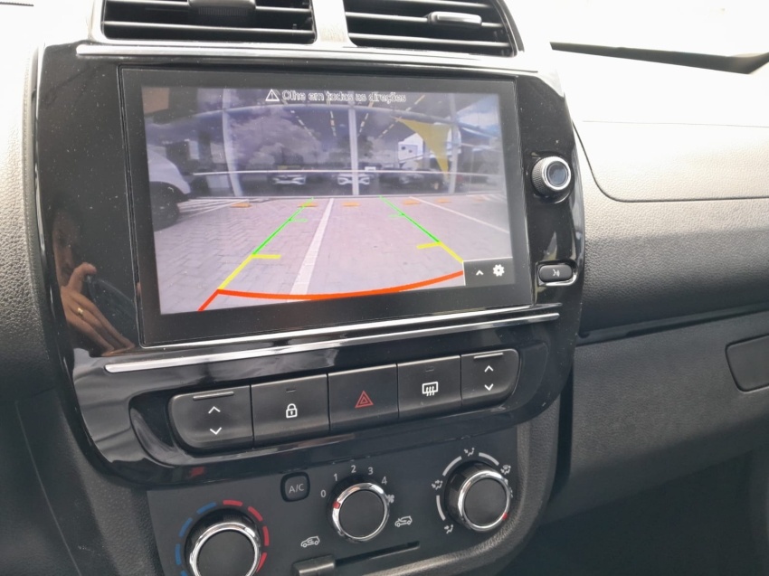 kwid outsider 1.0 12v 20236