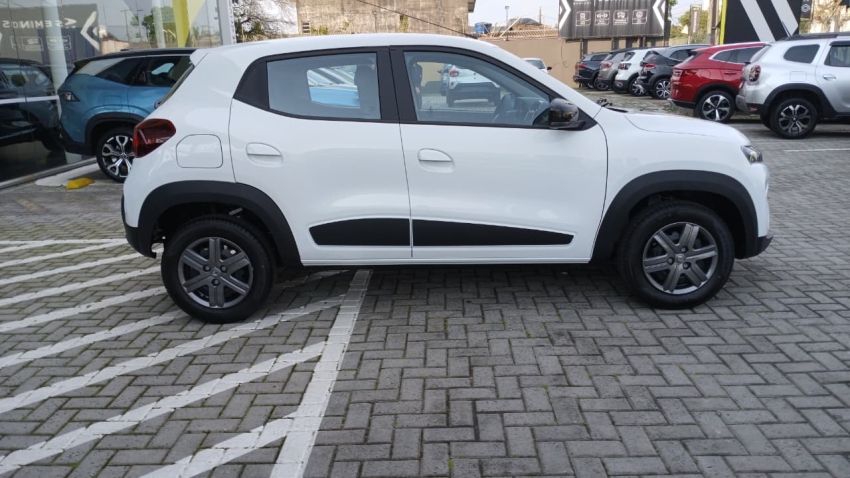 kwid intense 1.0 71hp 2026 0km5