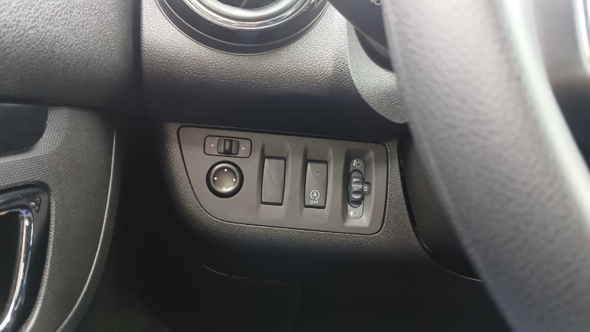 kwid intense 1.0 71hp 2026 0km12