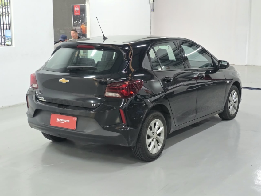 ONIX LT 1.0 12V  20235