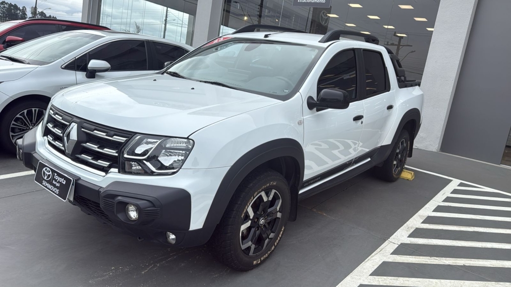 renault oroch 1.3 tce flex outsider x-tronic 4p automatico 2023