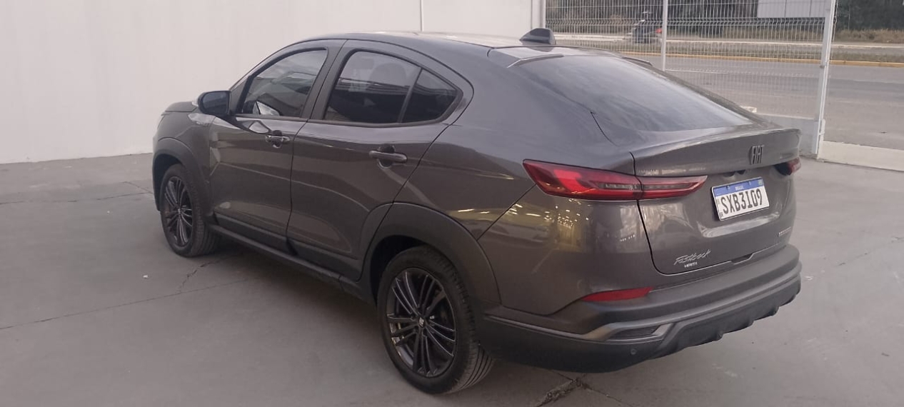 fiat fastback 1.0 turbo 200 flex cvt 4p automatico 2025