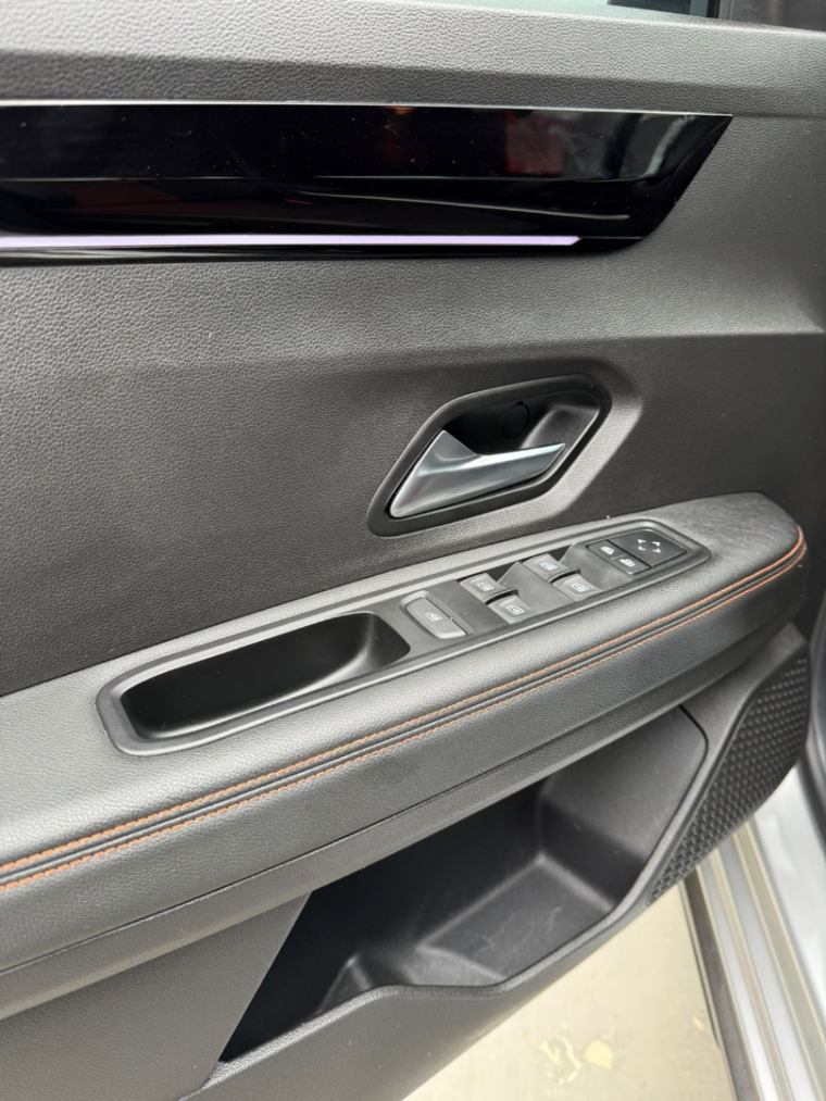 renault kardian 1.0 tce flex premiere edition edc 4p semiautomatico 2025