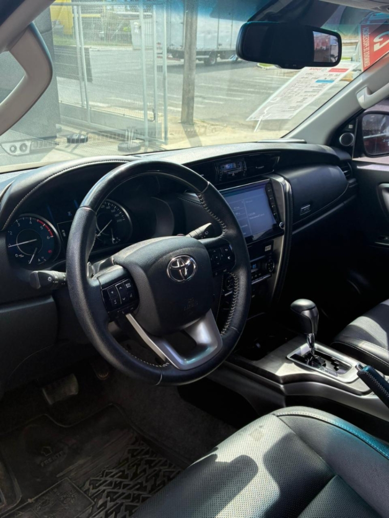 toyota hilux sw4 2.8 d-4d turbo diesel srx 4x4 automatico 4p 20238