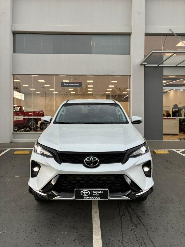 toyota hilux sw4 2.8 d-4d turbo diesel srx platinum 4x4 automatico 4p 20241