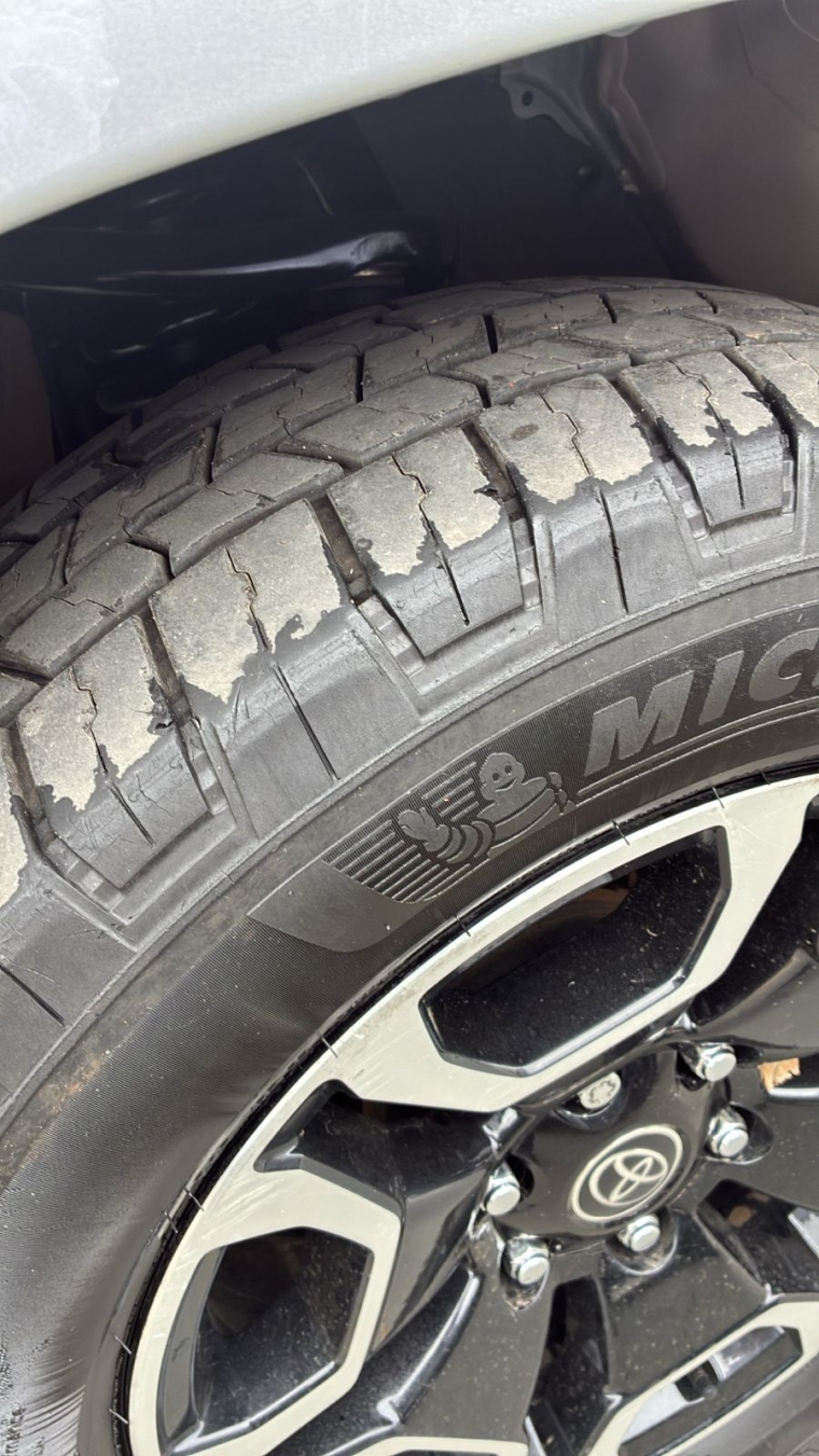 toyota hilux 2.8 d-4d turbo diesel cd srx 4x4 automatico 4p 20226