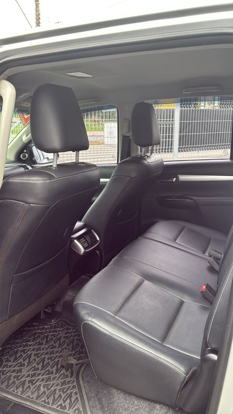 toyota hilux 2.8 d-4d turbo diesel cd srx 4x4 automatico 4p 20225