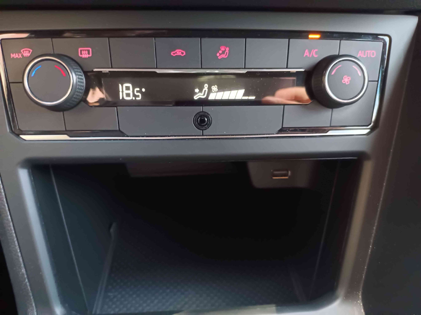 volkswagen nivus 1.0 200 tsi total flex highline automatico 4p 202111