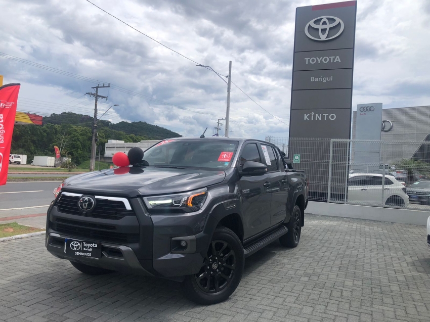 toyota hilux 2.8 d-4d turbo diesel cd conquest 4x4 automatico 4p 2024