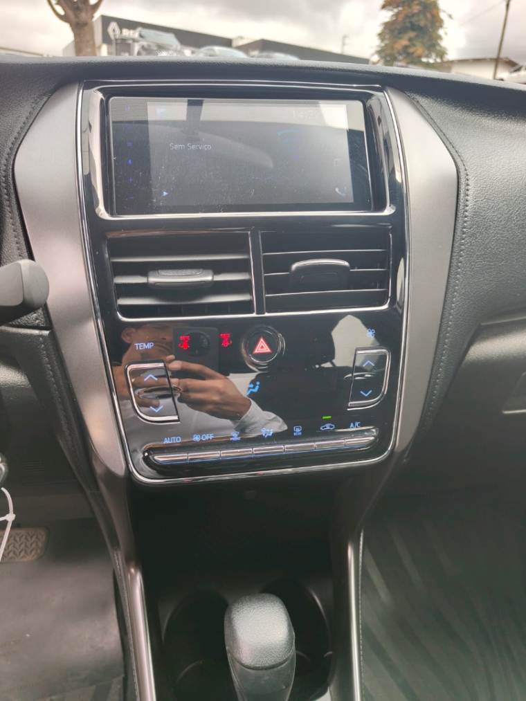 toyota yaris 1.5 16v flex xl multidrive 4p automatico 202514