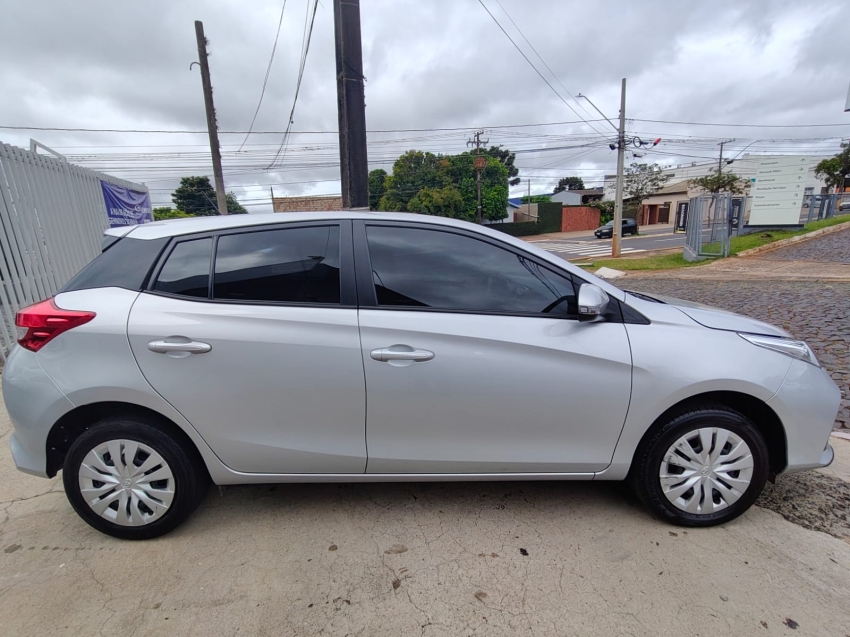 toyota yaris 1.5 16v flex xl multidrive 4p automatico 20253